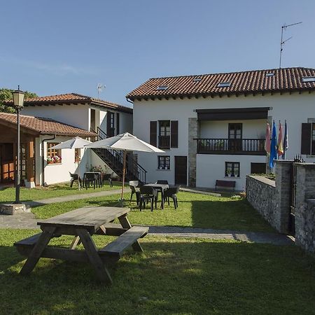 Villanueva de Pria Apartamentos Rurales Playa Del Canal מראה חיצוני תמונה