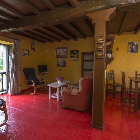 Villanueva de Pria Apartamentos Rurales Playa Del Canal מראה חיצוני תמונה