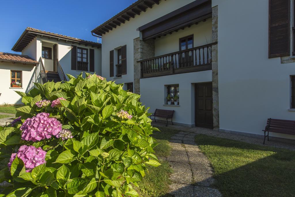 Villanueva de Pria Apartamentos Rurales Playa Del Canal מראה חיצוני תמונה