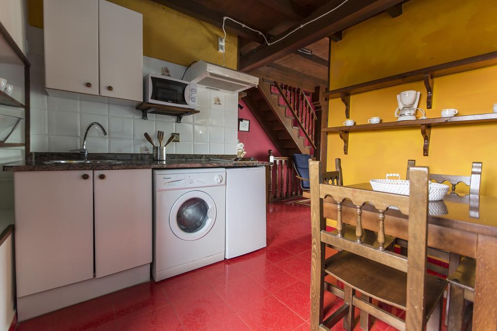 Villanueva de Pria Apartamentos Rurales Playa Del Canal מראה חיצוני תמונה