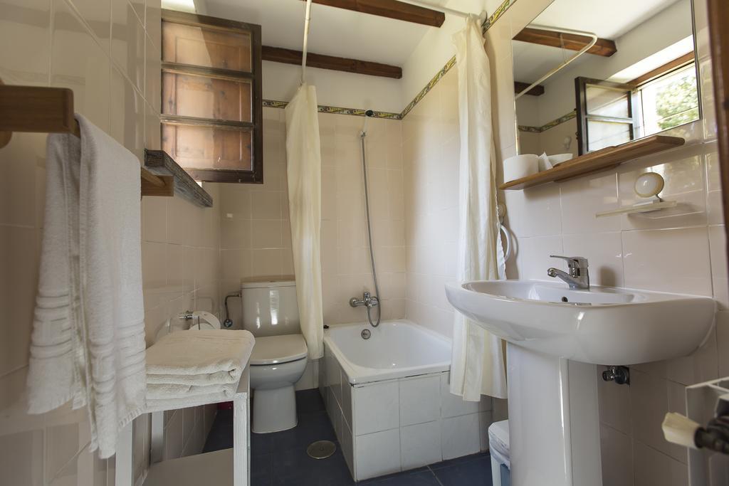 Villanueva de Pria Apartamentos Rurales Playa Del Canal מראה חיצוני תמונה