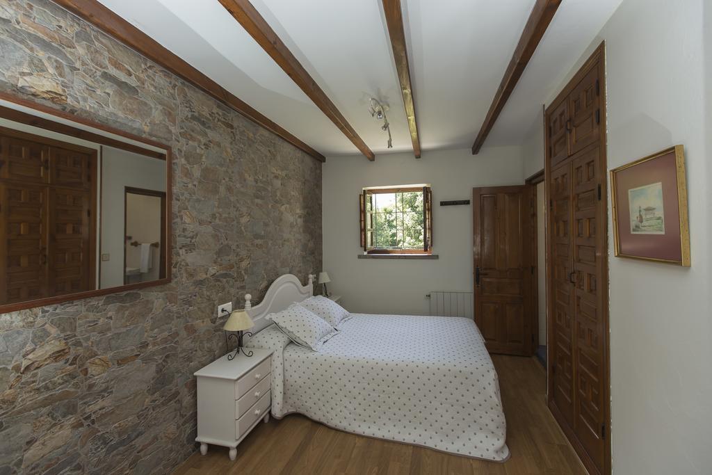Villanueva de Pria Apartamentos Rurales Playa Del Canal מראה חיצוני תמונה